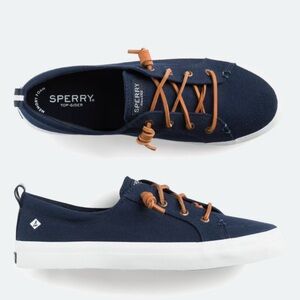 Crest Vibe Canvas Barrel Lace Sperry Sneakers